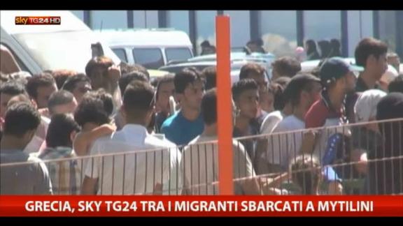 Emergenza migranti in Grecia: SKY TG24 sull'isola