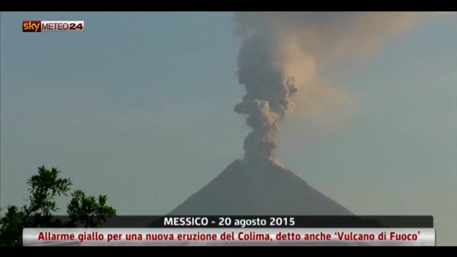 Spettacolare eruzione del Colima in Messico