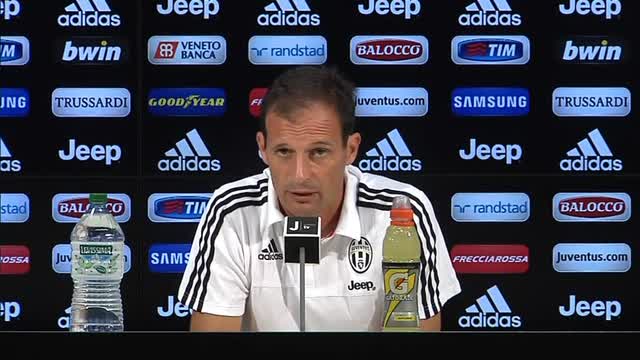 Juve, Allegri: "La Roma ha tutto per vincere lo scudetto"