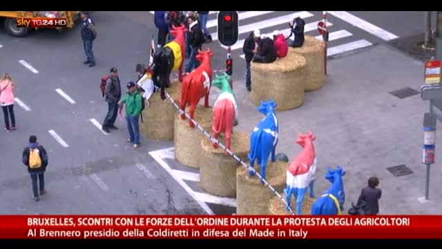 Bruxelles, scontri  durante protesta degli agricoltori