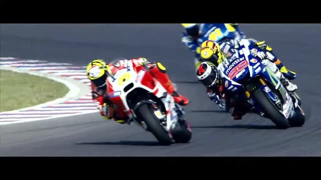 MotoGP, Rossi&Lorenzo: la sfida continua