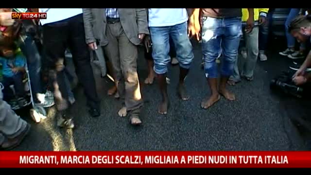 Marcia degli scalzi, migliaia a piedi nudi in tutta Italia