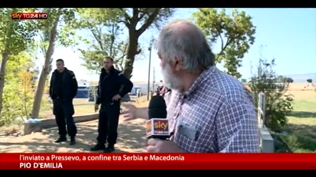 Prosegue flusso di profughi dalla Macedonia alla Serbia