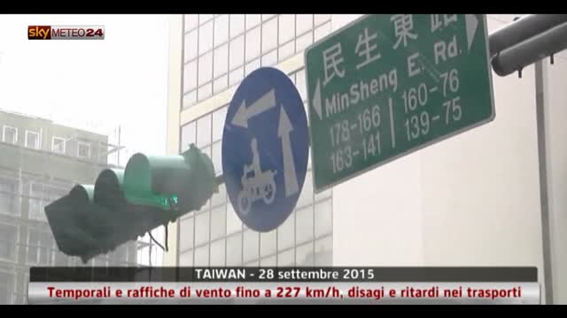 Taiwan colpita dal tifone Dujuan