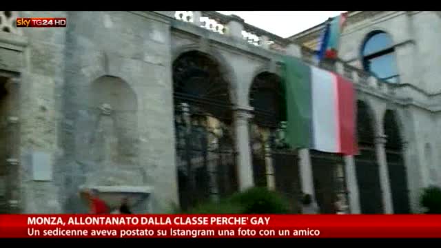 Monza, studente allontanato dalla classe perché gay