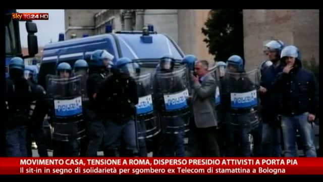 Movimento casa: scontri a Roma, sgomberi a Bologna