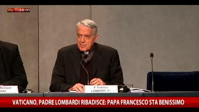 Papa, Padre Lombardi: "Posso confermare è in ottima salute"