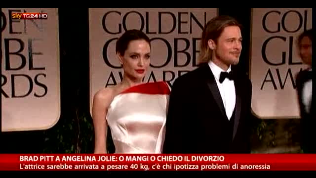 Brad Pitt a Angelina Jolie: o mangi o chiedo il divorzio