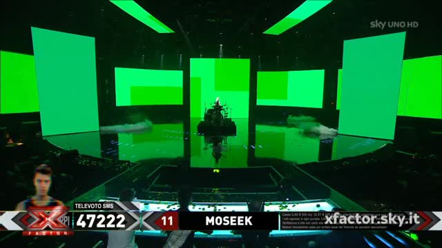 I Moseek dominano il palco dell'X Factor Arena
