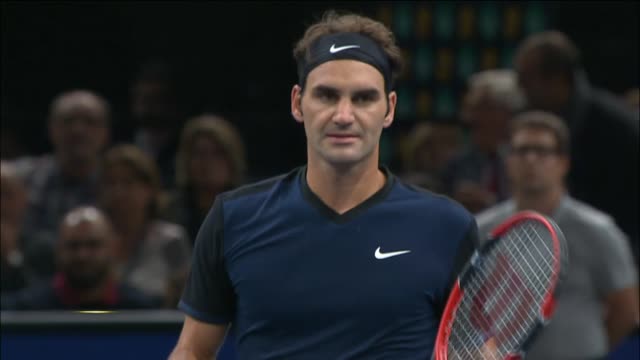 Tennis, Parigi-Bercy: Federer travolge Seppi
