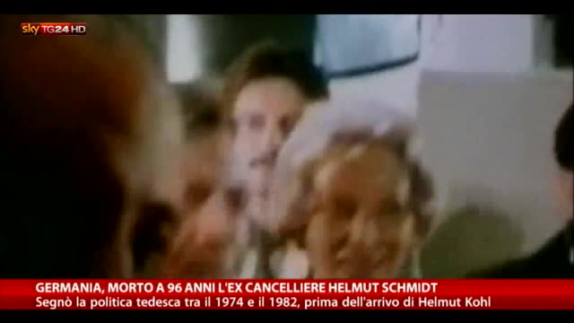 Morto a 96 anni l'ex cancelliere tedesco Helmut Schmidt