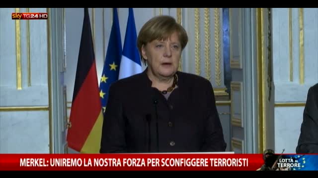 Merkel: uniremo la nostra forza per sconfiggere terroristi