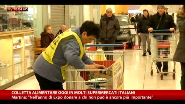 Colletta alimentare oggi in molti supermercati italiani
