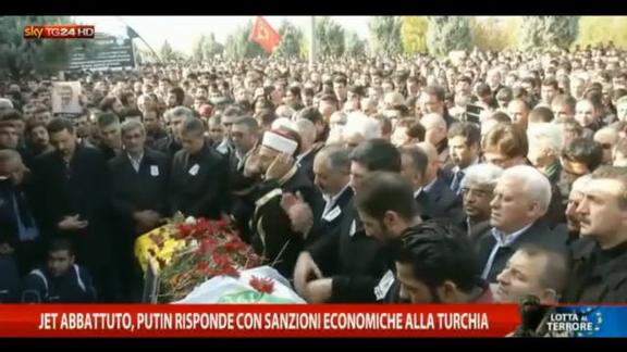 Turchia, celebrati i funerali del leader curdo Elci