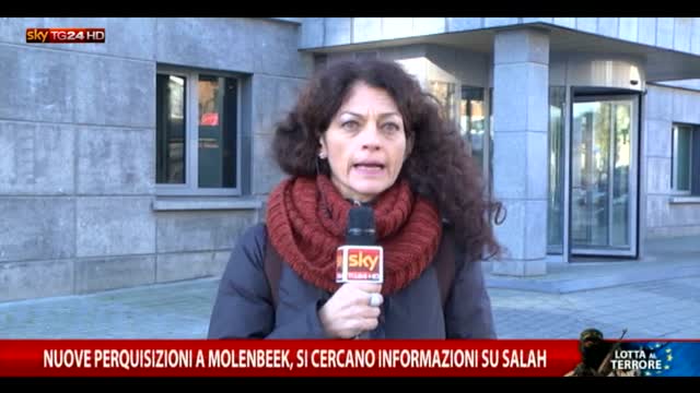 Molenbeek, nuove perquisizioni: si cercano notizie su Salah