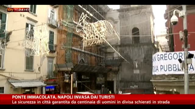 Napoli invasa dai turisti nel ponte dell'immacolata