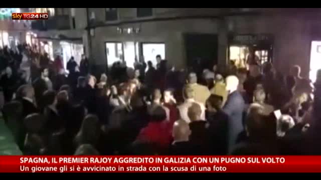 Spagna, il premier Rajoy aggredito con un pugno sul volto