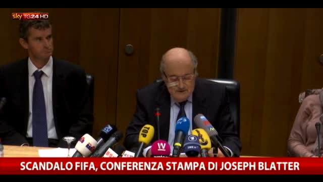 Scandalo Fifa, Blatter: davvero dispiaciuto per il calcio
