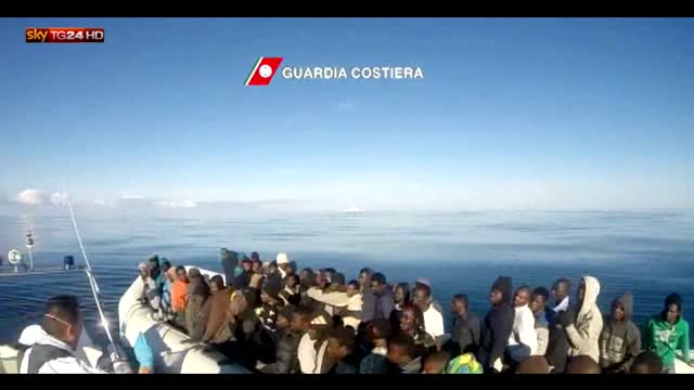 3.000 migranti soccorsi in mare nei giorni di Natale