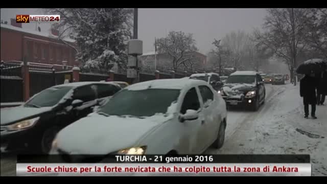 Scuole chiuse in Turchia per la neve