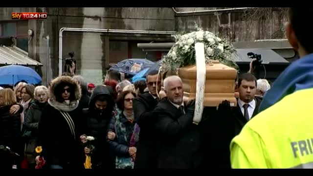 Funerali Regeni, il parroco: "Giulio un esempio di vita"