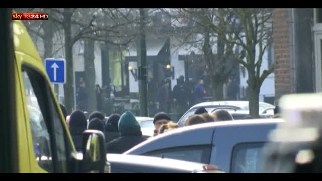 Blitz anti terrorismo a Bruxelles, un morto e 4 feriti
