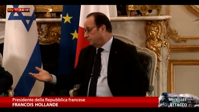 Hollande: annientata rete attentati ma ce ne sono altre
