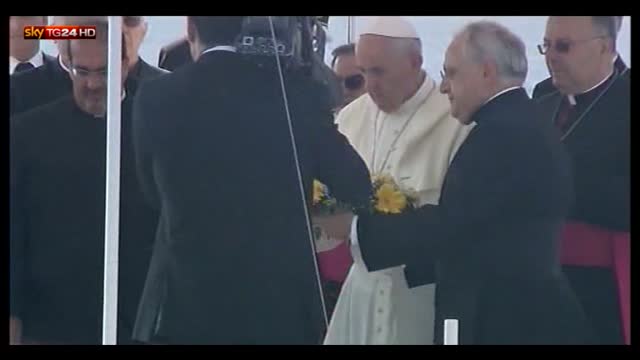 Papa Francesco a Lesbo a metà aprile