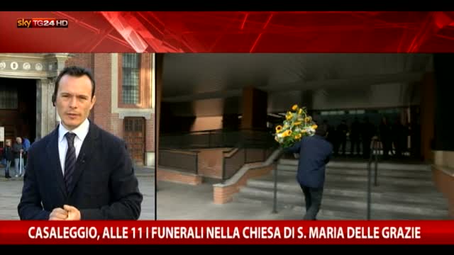 Milano, alle 11 i funerali di Casaleggio