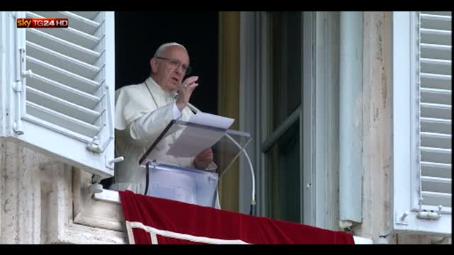 Papa: la pedofilia è una tragedia che non dobbiamo tollerare