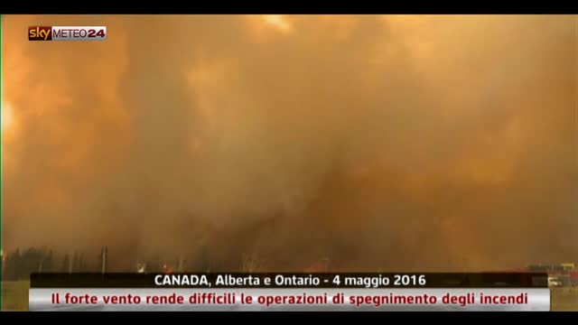 Incendi fuori controllo in Canada
