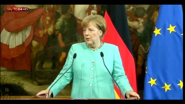 Migranti, Merkel: non possiamo chiudere i confini