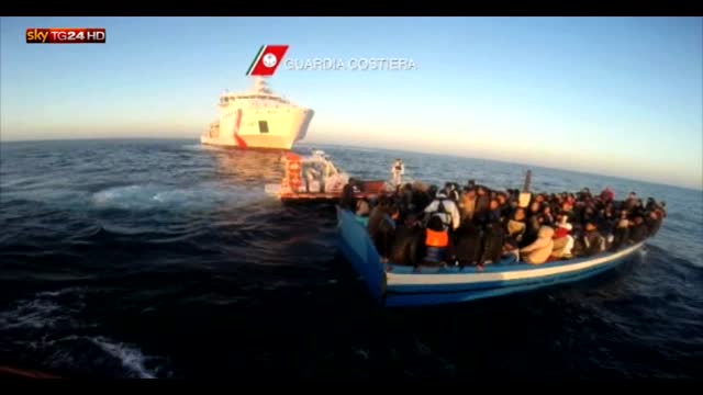 Migranti, 1700 soccorsi in 24 ore nel Canale di Sicilia