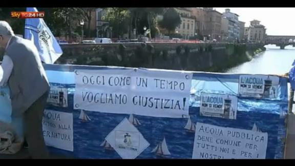 Voragine Firenze, flashmob contro l'Amministrazione