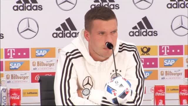 Podolski: "Io mascotte? Lo trovo irrispettoso"