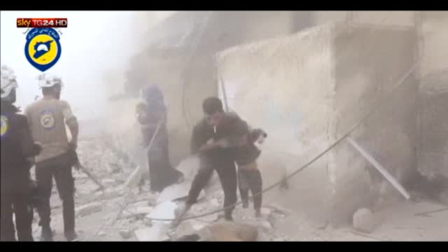 Siria, strage ad Aleppo mentre Isis è sotto assedio a Raqqa