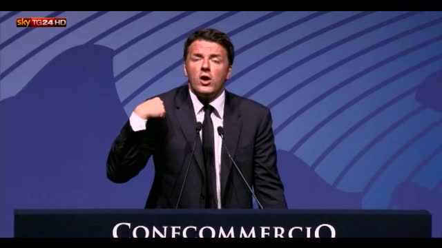 Renzi: "Fischiatemi se avete il coraggio"