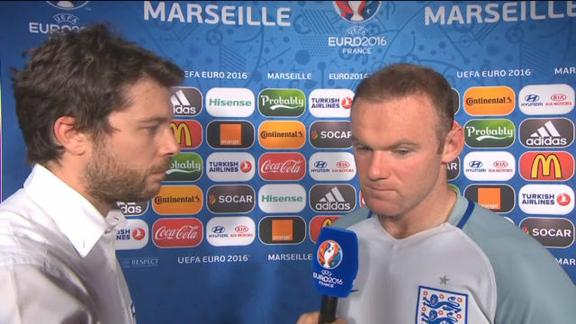 Rooney: "Delusi, ma ora dobbiamo reagire contro il Galles"