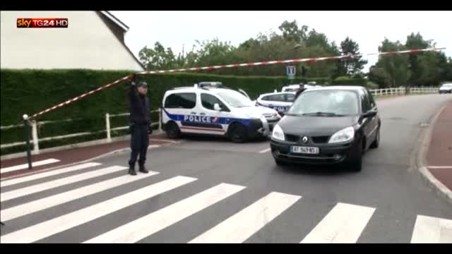 Francia, killer dei poliziotti: Euro 2016 sarà un cimitero
