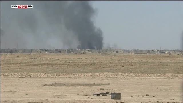 Iraq, esercito Baghdad conquista municipio Falluja