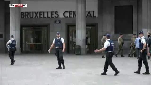 Terrorismo Bruxelles, falso allarme bomba in stazione