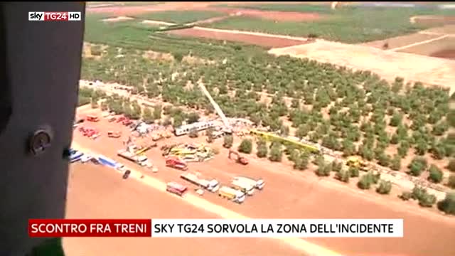 Scontro fra treni, Sky TG24 sorvola la zona dell'incidente