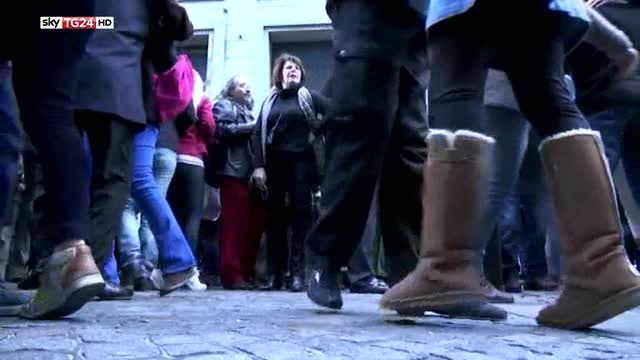 Buenos Aires, tango in strada per protesta: video