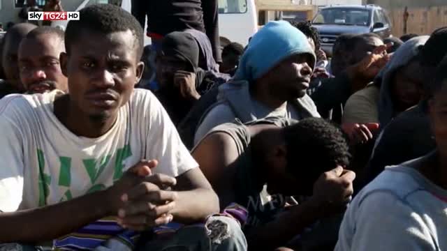 Libia, strage nel Mediterraneo: 41 corpi sulla spiaggia