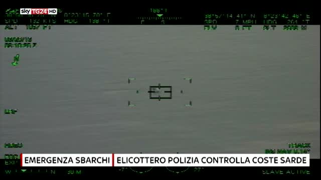 In Sardegna elicottero della Polizia che pattuglia le coste