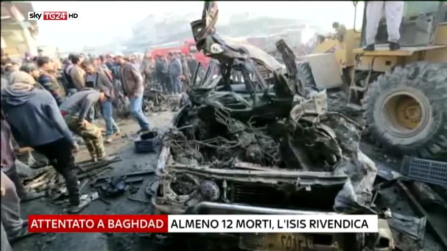 Iraq, autobomba a Baghdad: 12 morti. L'Isis rivendica