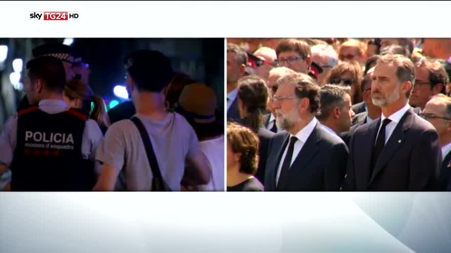 Attentato Barcellona, il minuto di silenzio