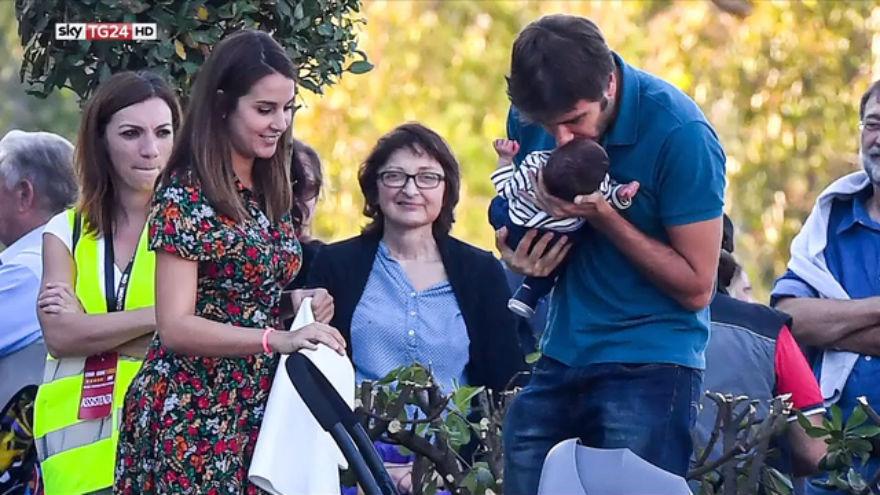 Di Battista tra saluti, carriera e curiosità