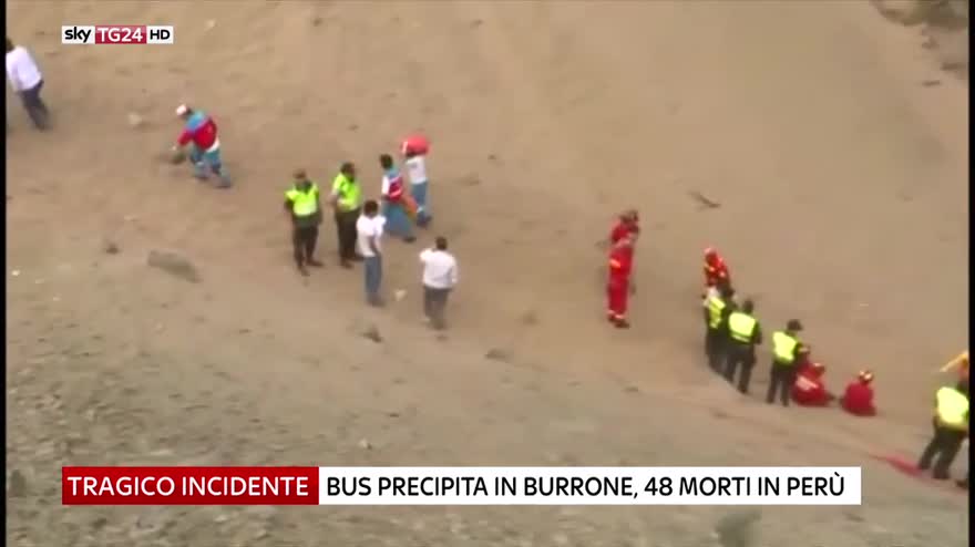 Incidente stradale in Perù, almeno 48 morti