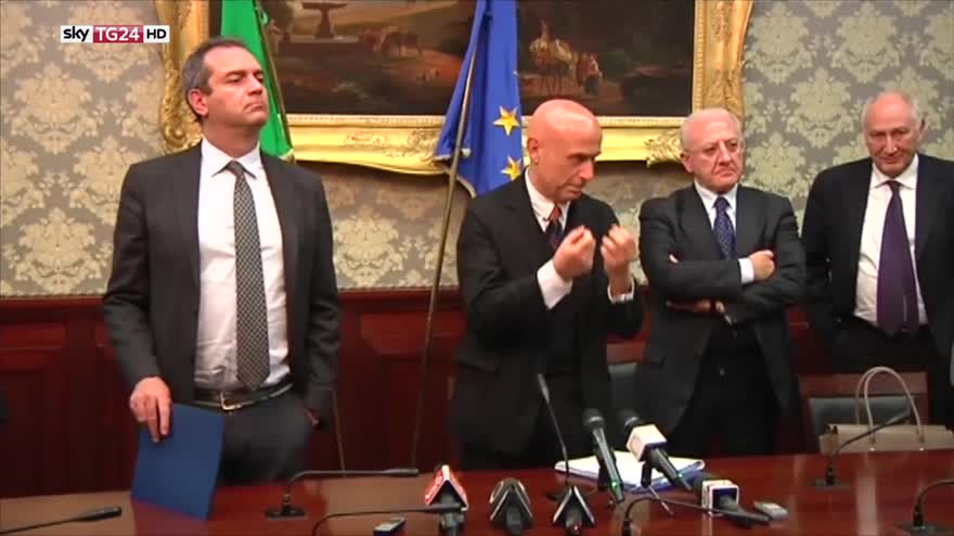 Baby gang, vertice con il ministro Minniti a Napoli